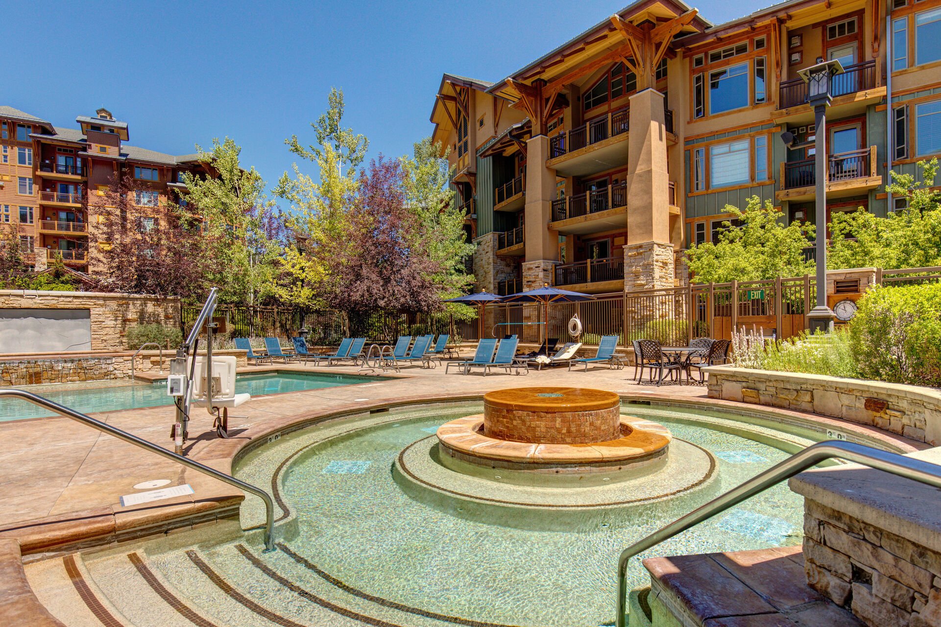 Luxury Communal Amenities - Multiple Hot Tubs