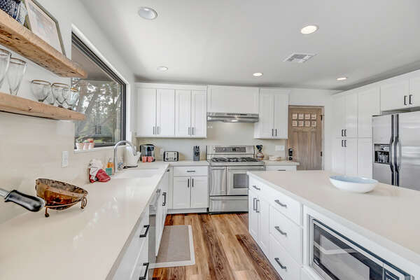 Main House Fully Equipped Kitchen with Stainless Steel Appliances