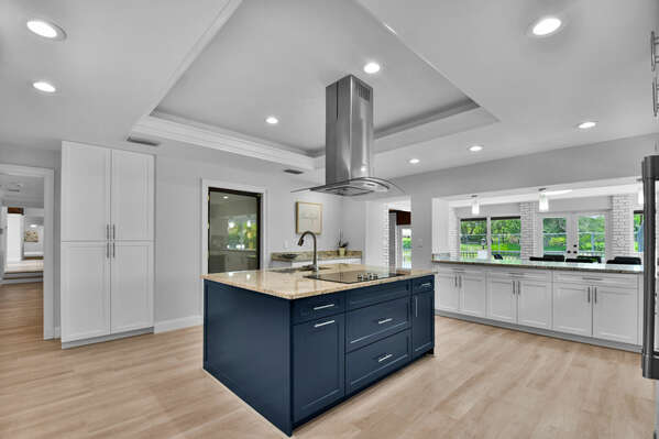 Full chefs kitchen - all utensils provided