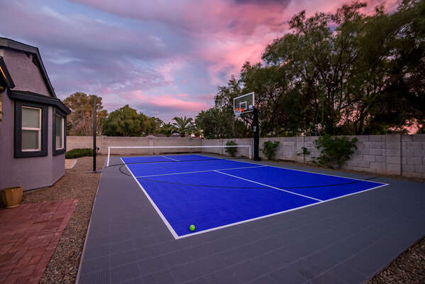 Private Pickleball and Basketball Court Right in the Backyard!