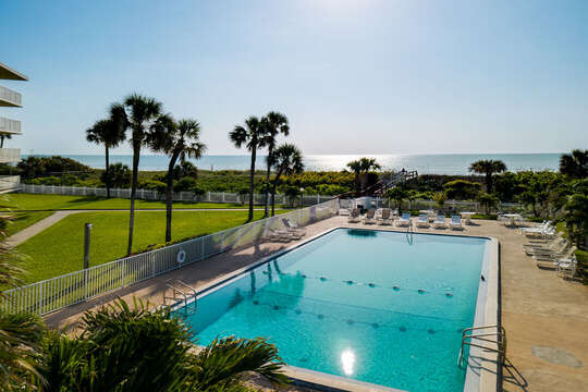 Oceanfront heated swimming pool