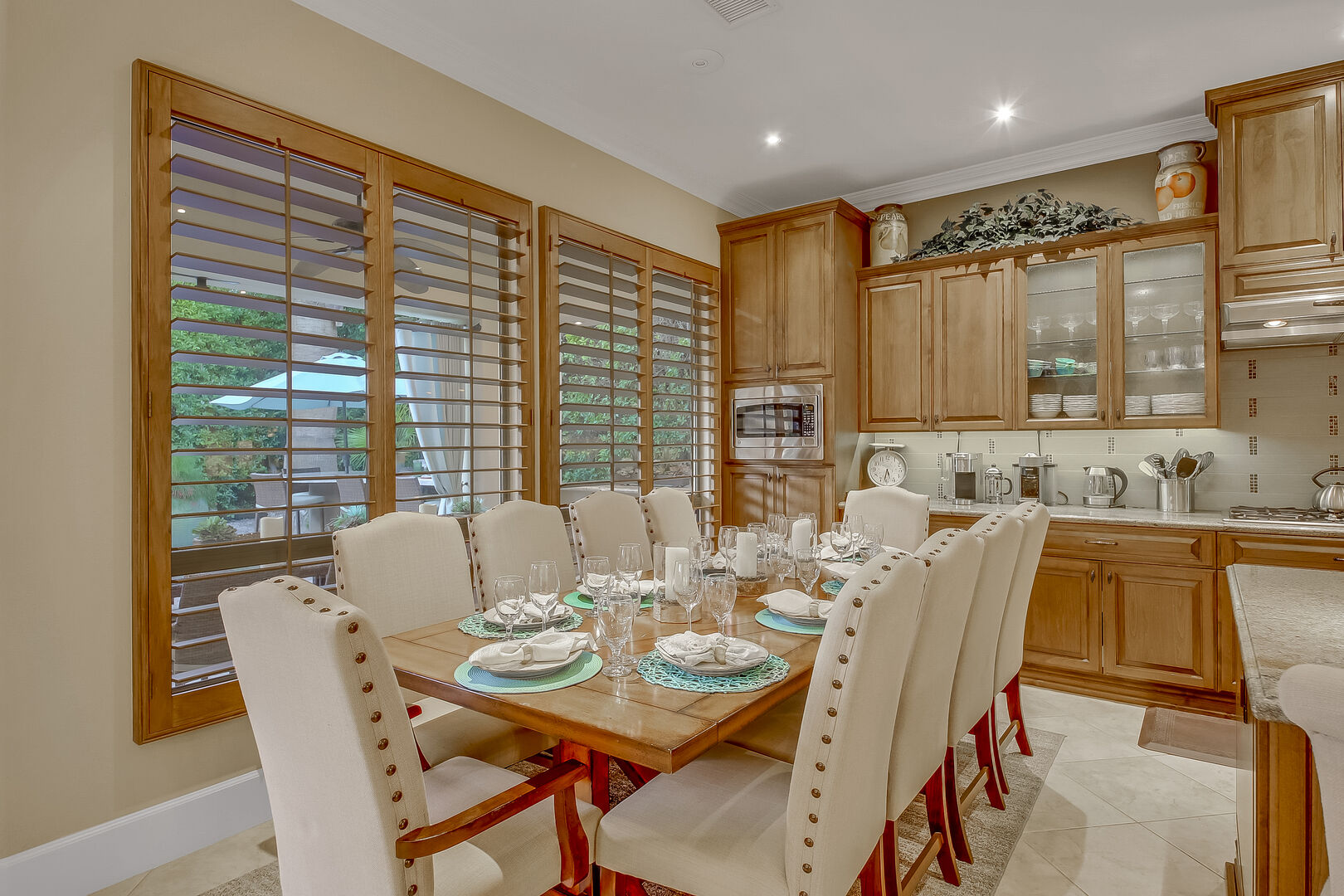 The casual dining room features a dining table with seating for 8.