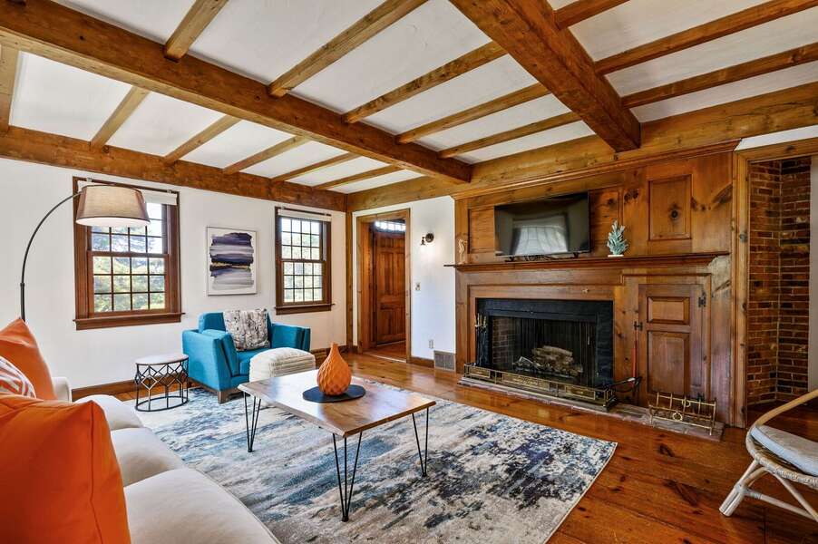 Formal living room with fireplace - 5 Quivet Drive East Dennis - La Linda - NEVR