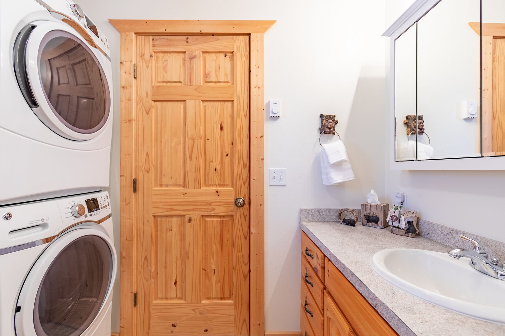 Henrys Post ~ shared full bathroom on main level w/ washer and dryer
