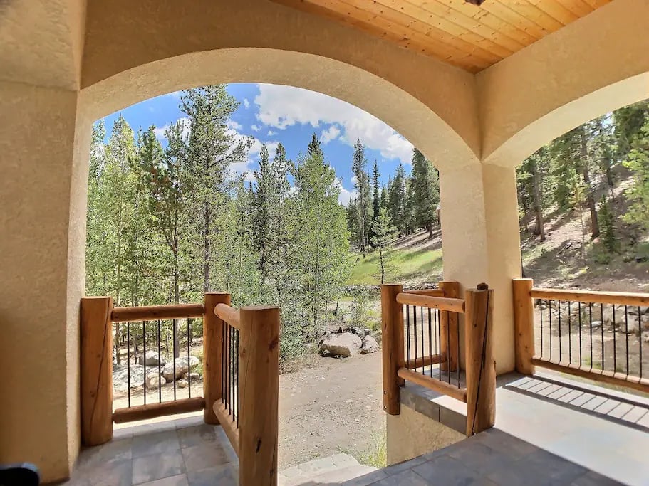 The views of the acreage from the Grand Entryway
