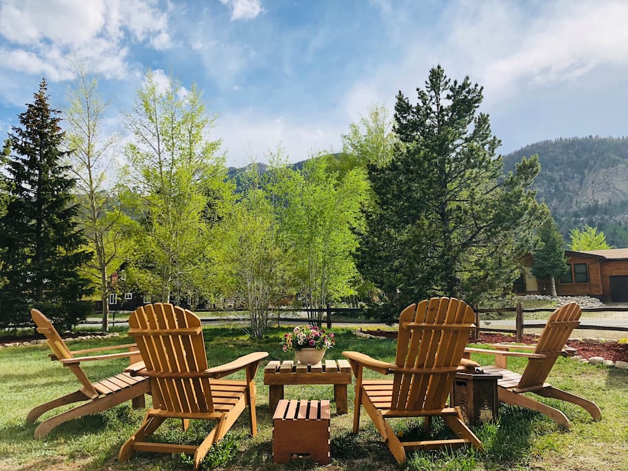 Fenced in yard (hard to find). This iconic mountain home perfectly situated in the heart of Summit County, just minutes from some of the worlds best skiing, hiking, boating and biking