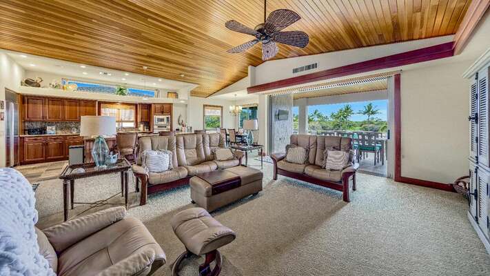 3 bedroom, 3.5 bath, 2752 square foot, (plus 200 square feet of outdoor lanai) two story Villa