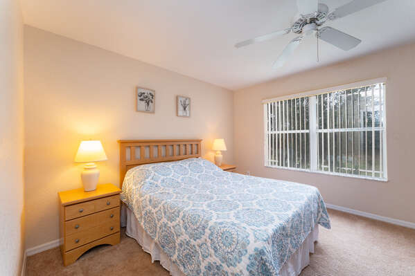 Master bedroom 2 with queen bed