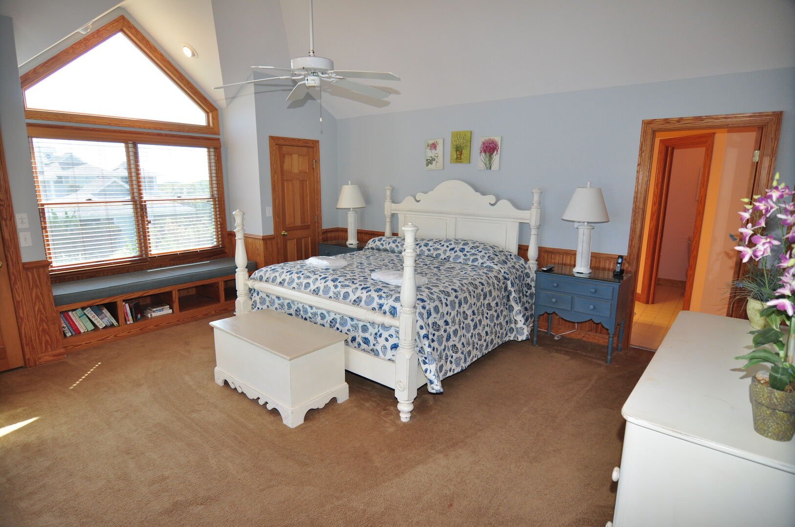 King  Master Suite (1) - Top Level