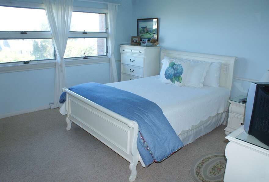 Bedroom 1- Queen - 85 Sagamore Road Bourne- Boat House