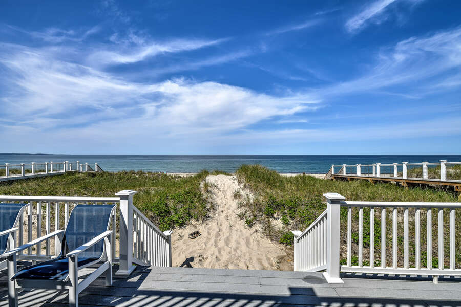 Private walkway to the beach from the home.