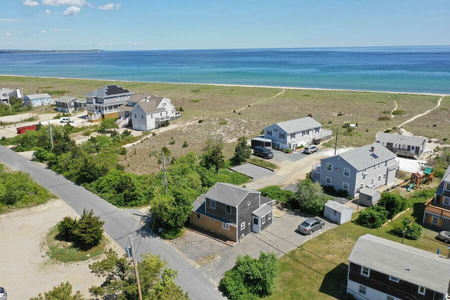 2 Cottages away from Sagamore Beach!