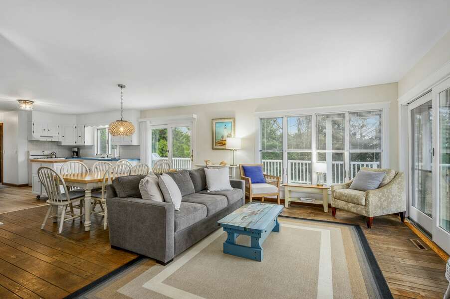 Open floorplan allows for everyone to be connected - 4 Portview Road Chatham Cape Cod - Castlerea - NEVR