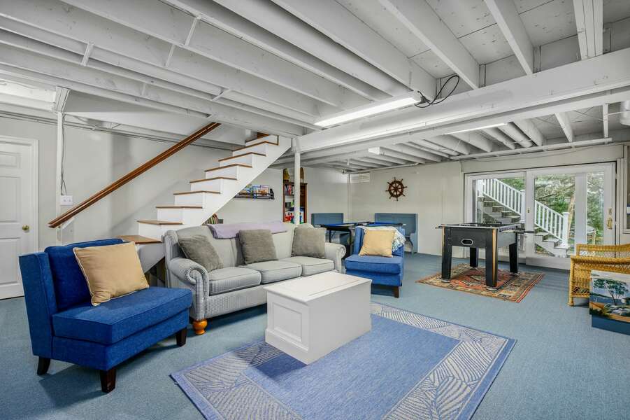 Lower level seating area is great for kids and teens - 4 Portview Road Chatham Cape Cod - Castlerea - NEVR