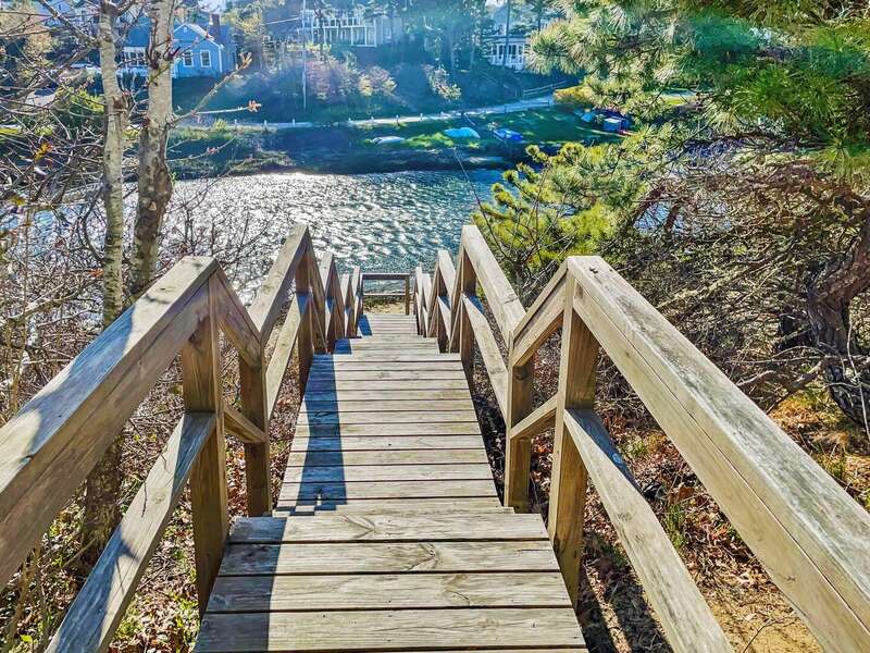 Stairway down to Mill Creek - 4 Portview Road Chatham Cape Cod - Castlerea - NEVR