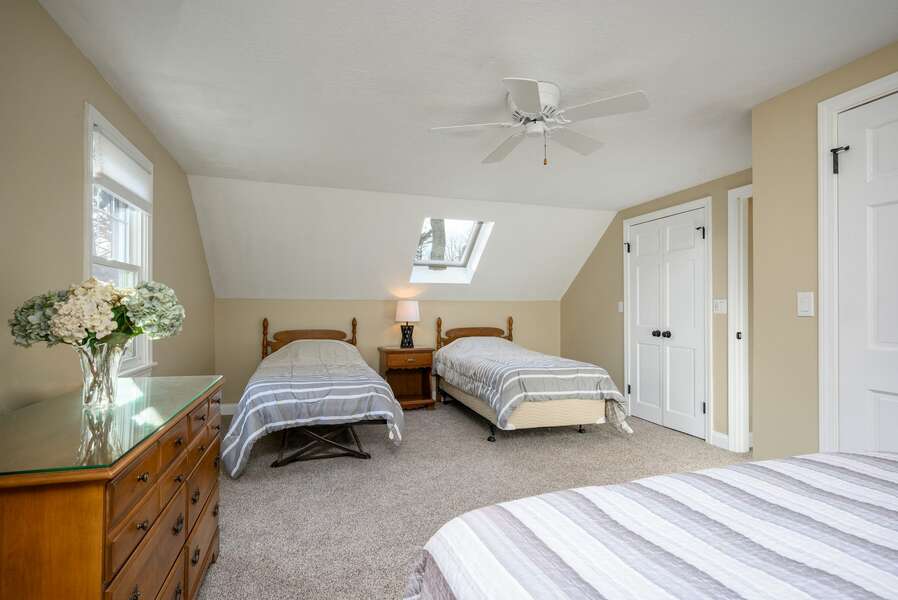 Bedroom 3 - Queen & 2 Twins - 2nd Floor - 68 Pebble Lane North Falmouth
