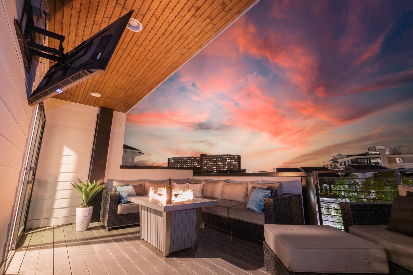 Private outdoor deck with flat screen TV and furnishings