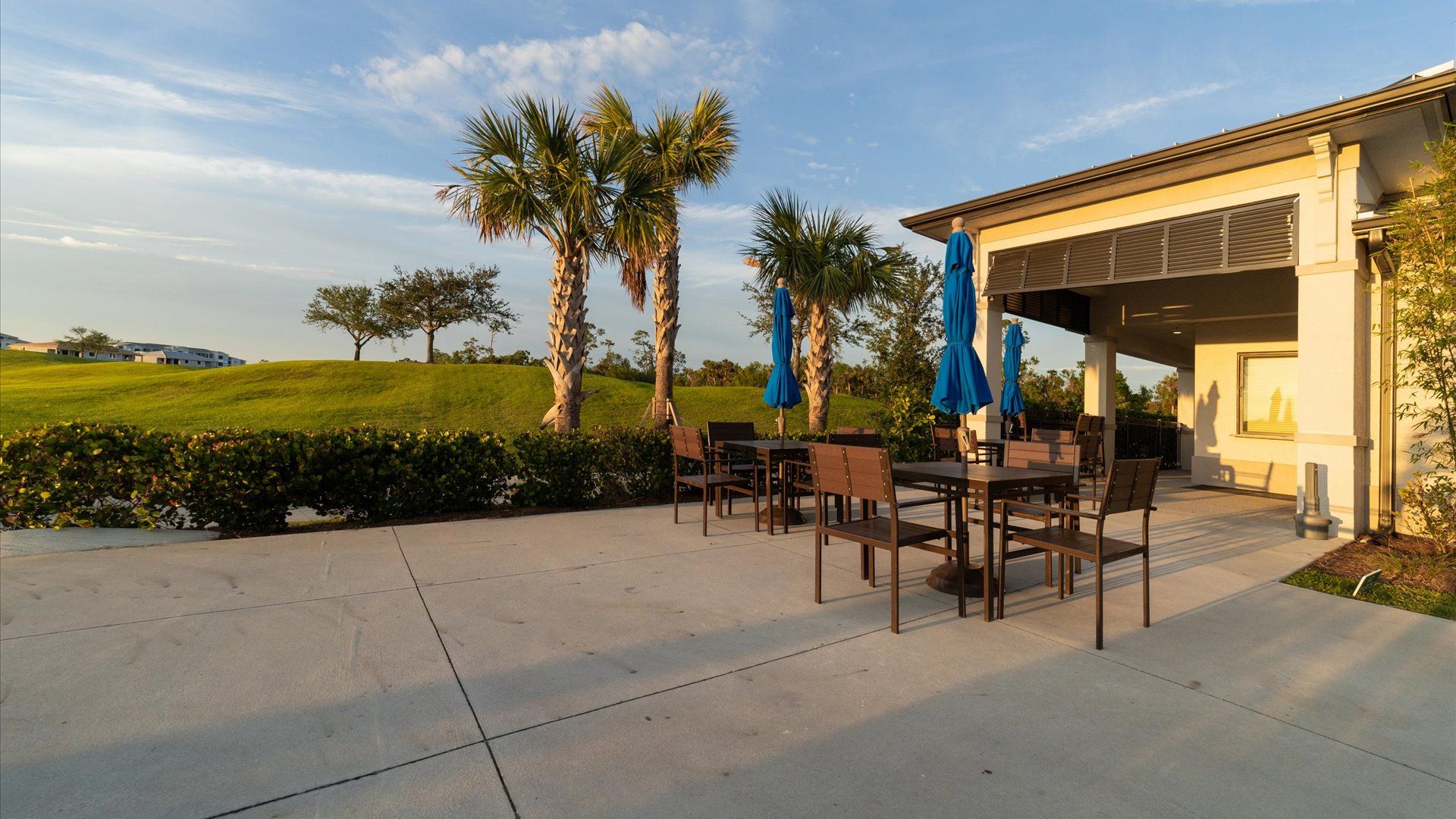 Heritage Landing clubhouse seating area by the tiki bar and poolside