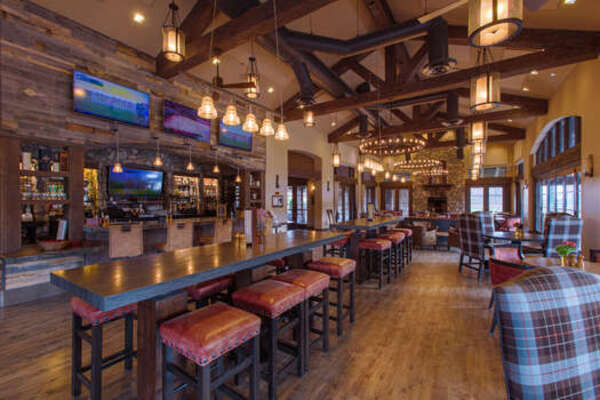 Enjoy the Seven Canyons Clubhouse Gastro-Pub Style Restaurant & Bar