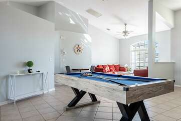 Cape Coral vacation home with pool table