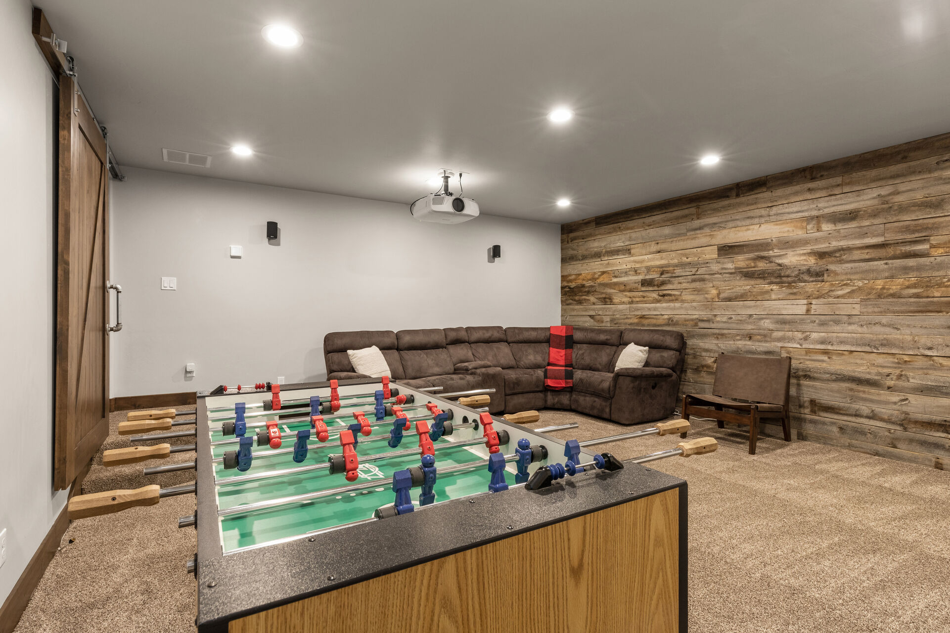 Theater / Bonus Room with a Foosball Table / games