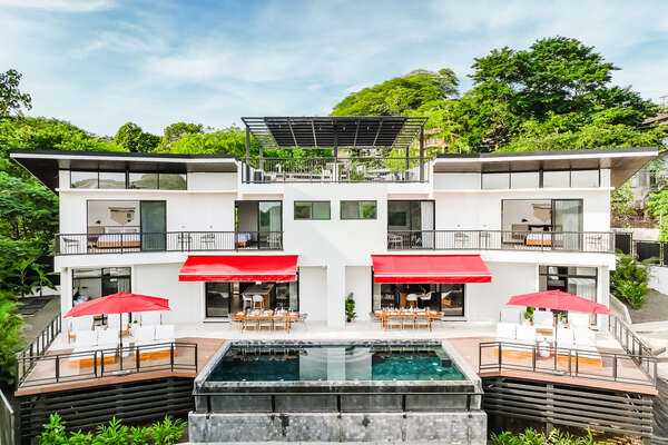 Two luxurious apartments in one house, perfect for two families seeking an exclusive vacation with utmost privacy