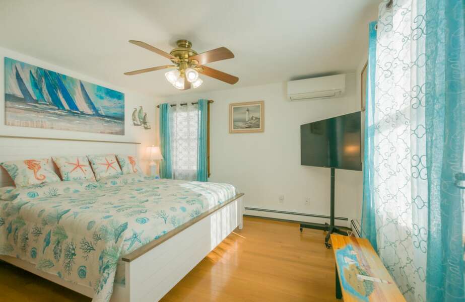 Bedroom 3- King bed- 2nd Floor- 72 Town Neck Road Town Neck Beach Escape