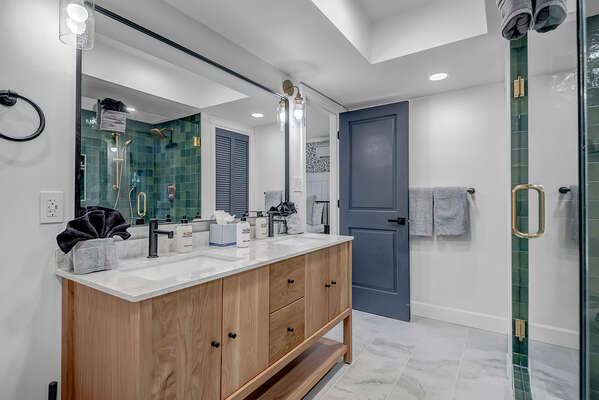 Master En Suite Bathroom with Dual Sink
