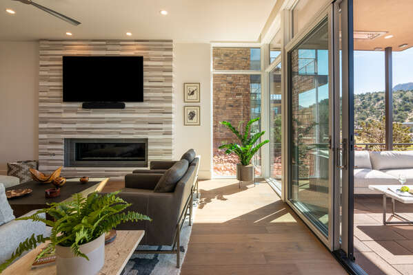 Floor to Ceiling Glass Windows to Enjoy the Surrounding Views!