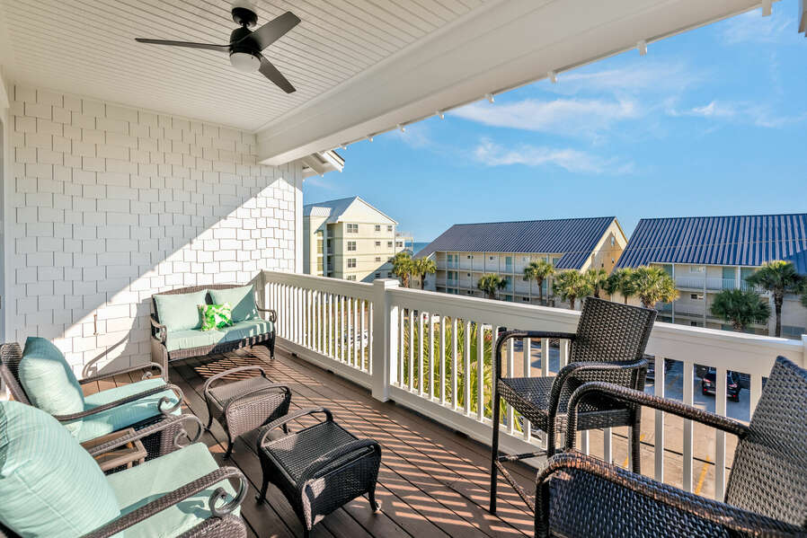 Ocean view king master suite balcony (third level)