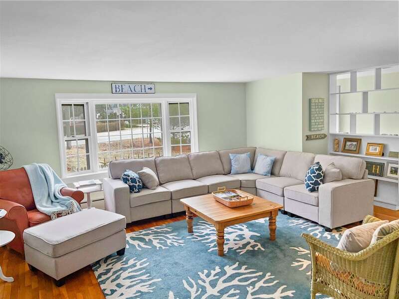 New large sectional- 177 Old Stage Road Centerville Cape Cod - Family Tides - New England Vacation Rentals