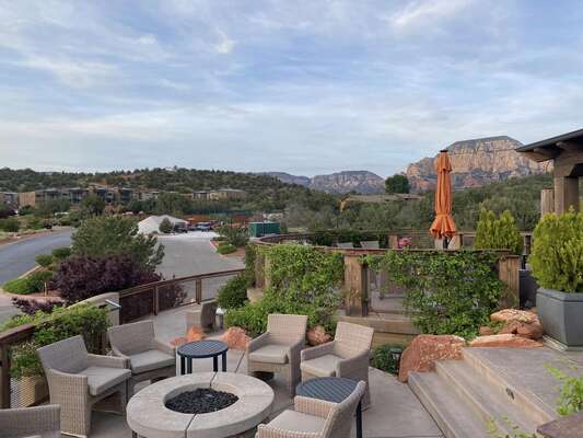 Relax on a fully furnished patio to enjoy the surrounding red rock views!