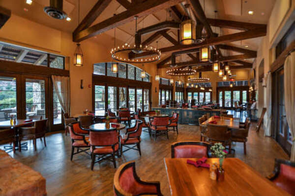 Seven Canyons Clubhouse Gastro-Pub Style Restaurant & Bar