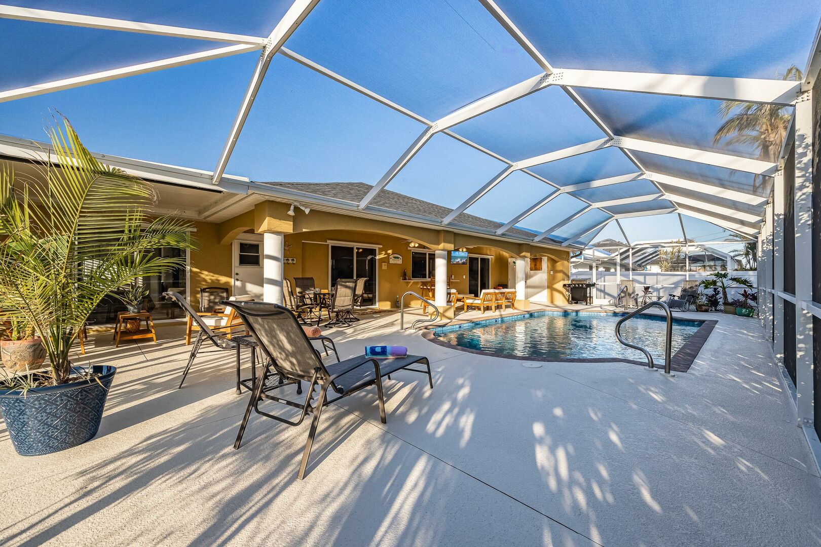Cape Coral vacation home with heated pool