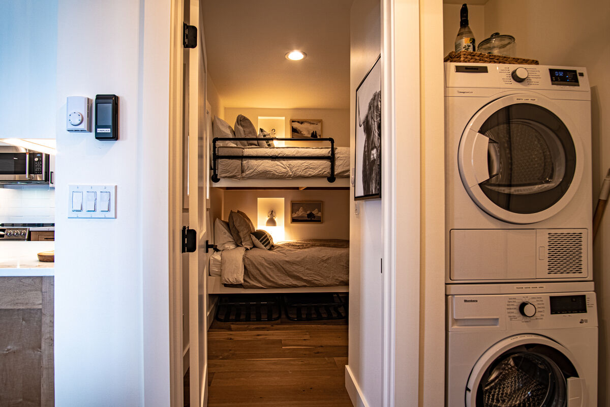 Bunk Room and Washer & Dryer
