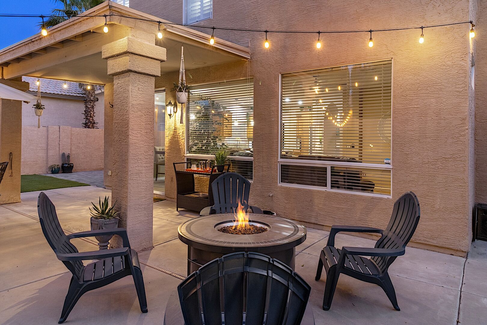 Fire Pit Sitting Area