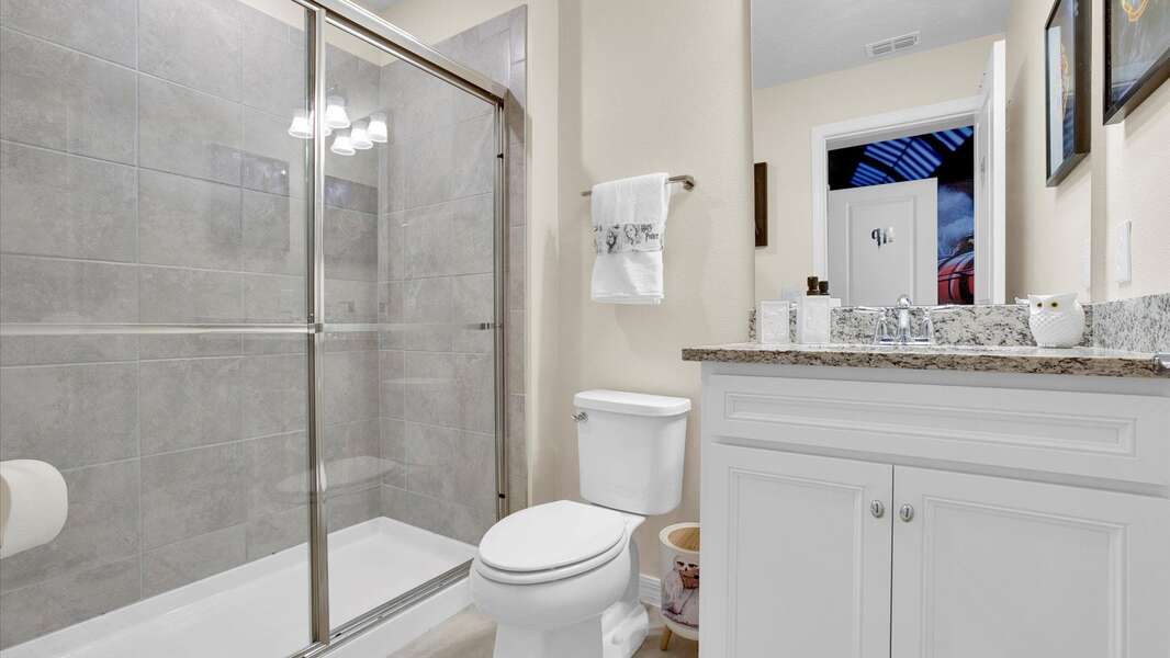 Twin/Double Suite Bathroom 4 Upstairs
Shower