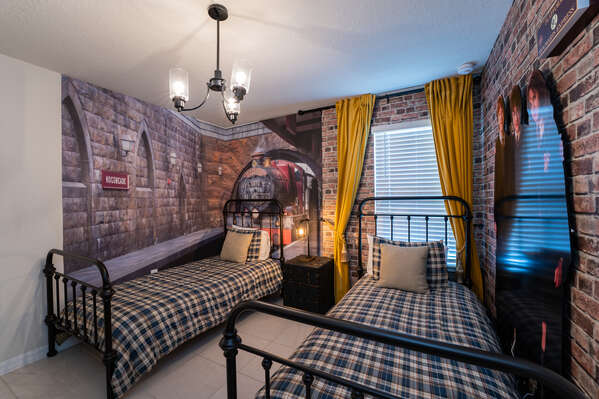 Upstairs Themed Kids Suite - Bedroom 10 with 2-twin beds