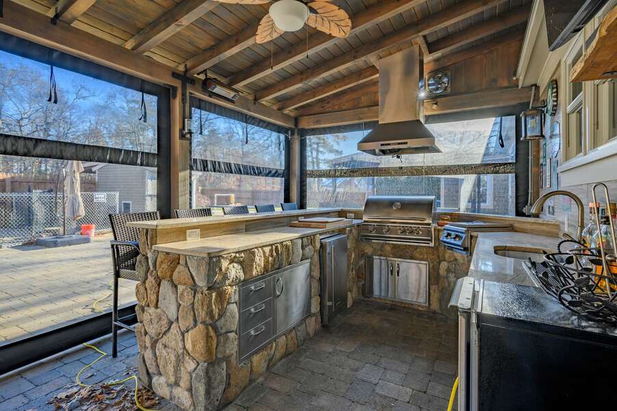 Covered/heated outdoor kitchen/bar area that can be enclosed for inclement weather - 176 Sudbury Lane Hyannis Cape Cod - Family Tides - NEVR