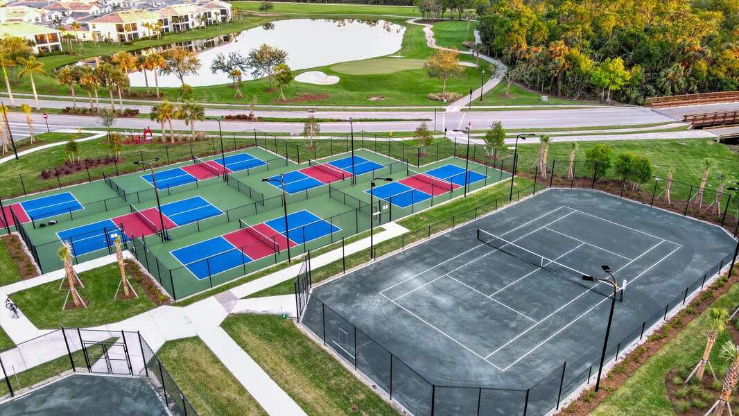 Heritage Landing clubhouse Tennis, Pickleball and Bocce ball courts