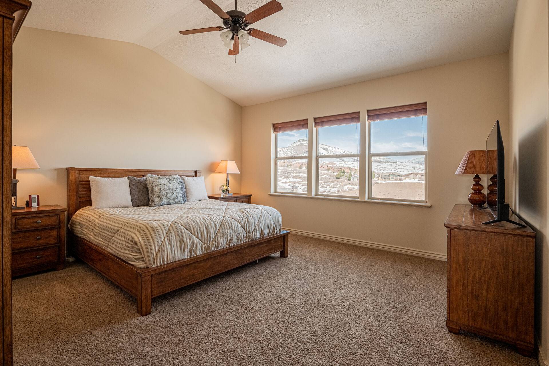 Upper Level Master Bedroom with a King Bed and Great Views