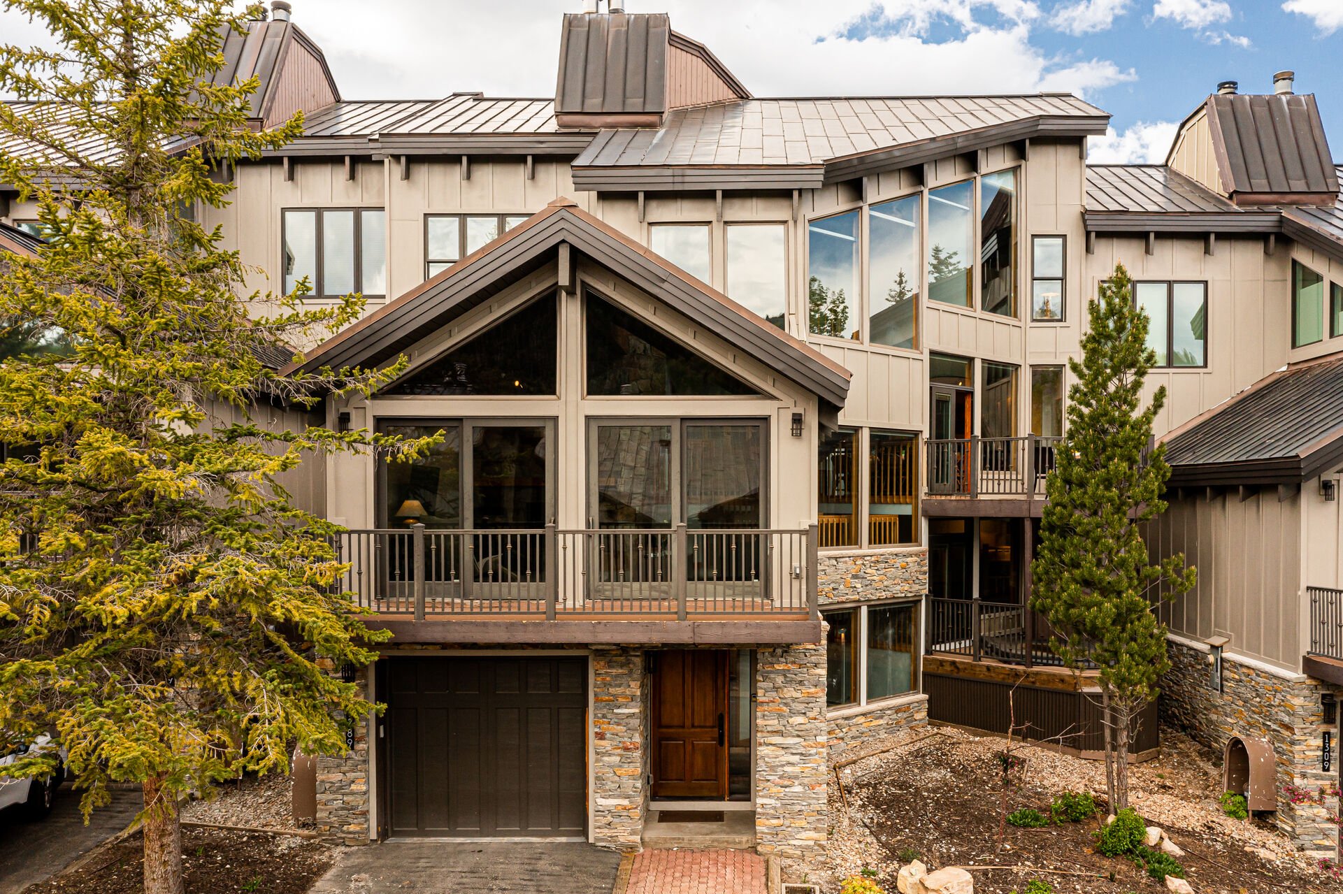 Multi-Level Townhome in Lower Deer Valley