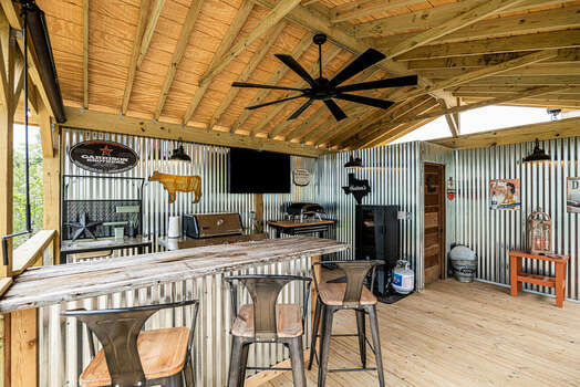 Covered Pavilion with Outdoor Kitchen, Bar and a Half Bath