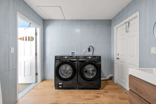Outdoor laundry room