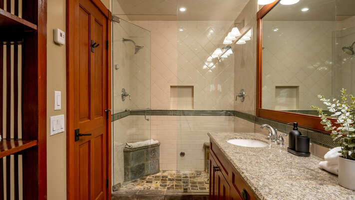 Lower Level - Shared Bathroom With Bathtub & Shower