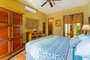 King bed downstair bedroom / AC / Ceiling Fan/ Private bath/