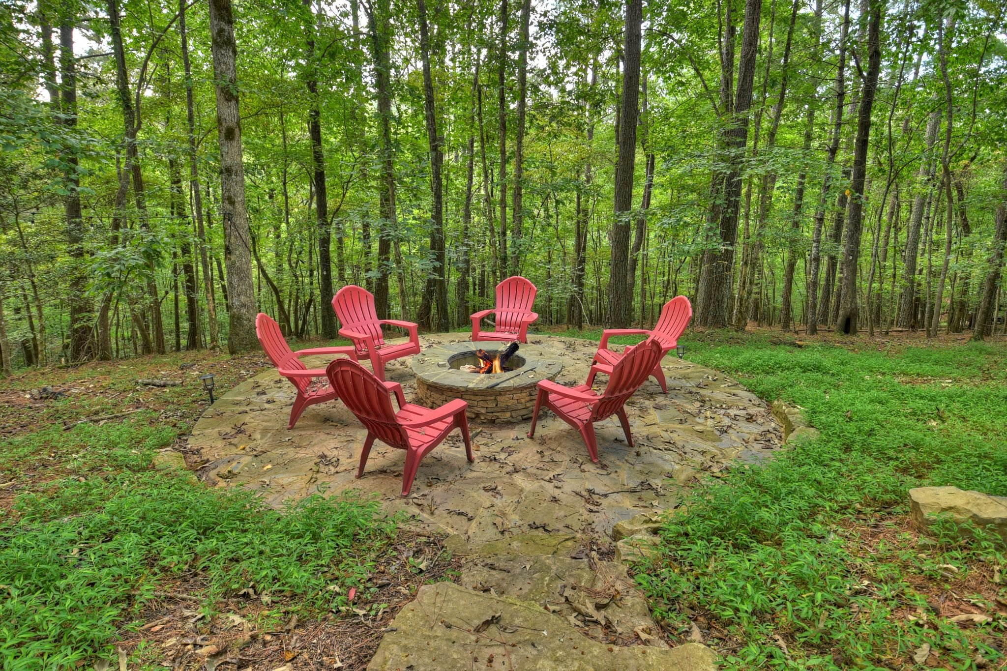 Red Ember Creek - Toast marshmallows and enjoy the mountain air!