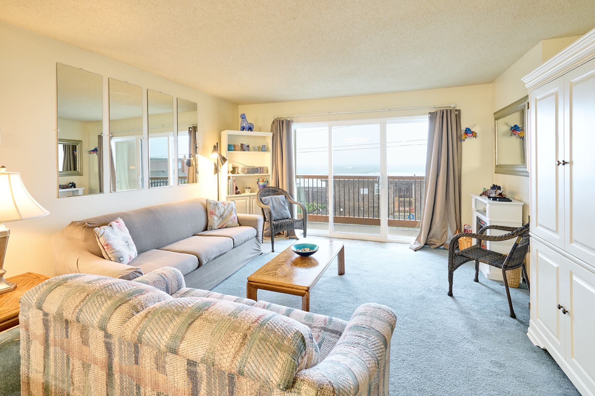 Fishin' Impossible - Come Enjoy This Comfortable Pet-Friendly Condo With Stunning Ocean Views!
