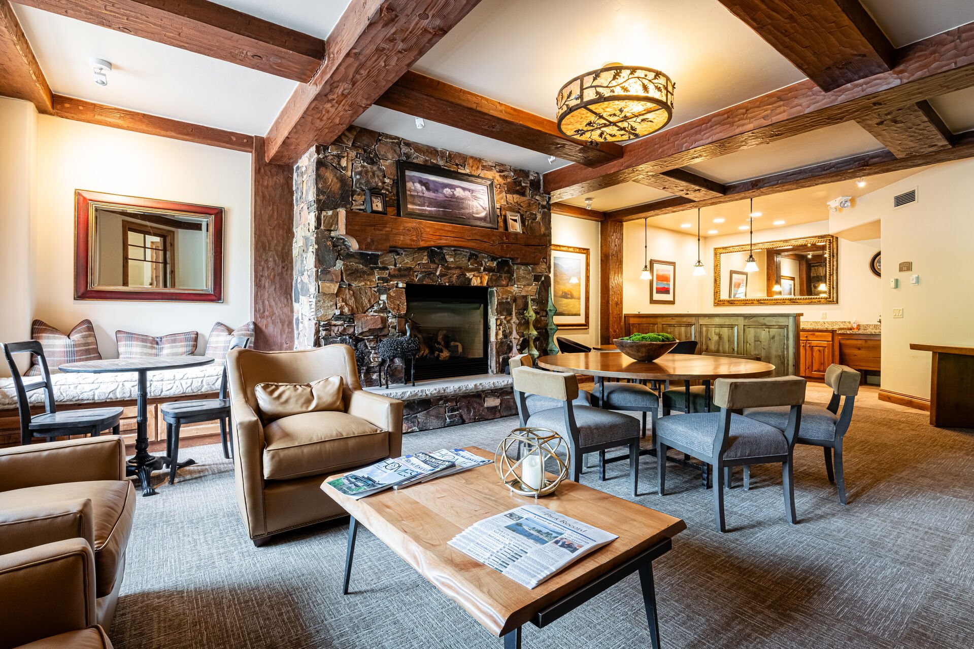 Skier's Lounge with direct access to ski run and chairlift
