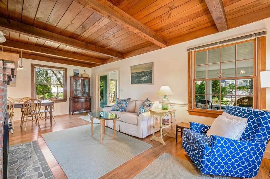 Living area open to dining space - 18 Beach Road West Harwich - Cape Cod - Beach Plum Cottage - NEVR